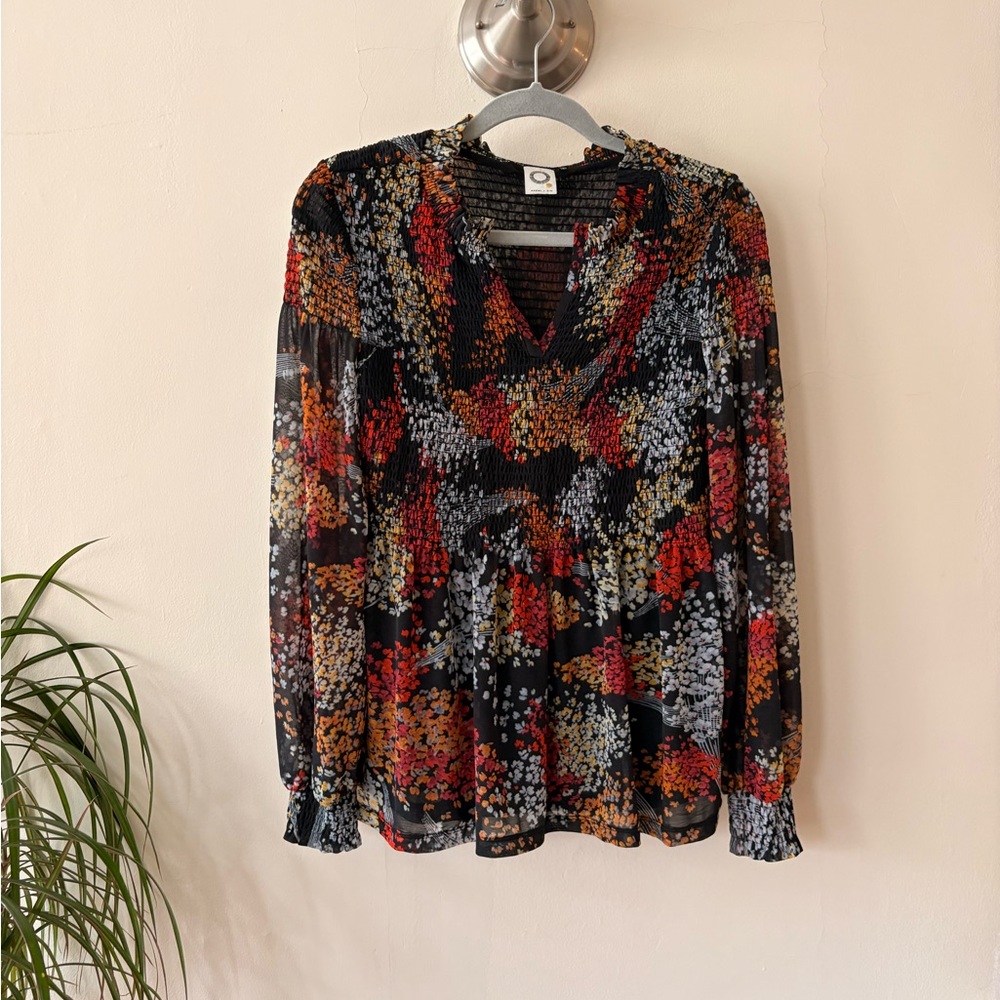 Akemi + Kin Floral Smocked V-Neck Long-Sleeve Top - Black Multi Size XS